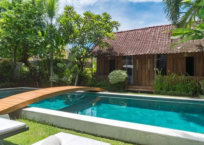 Villa Joglo Oberoi Beautiful 4br Prime Location *