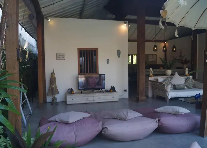 Joglo Oberoi Beautiful 4br Prime Location