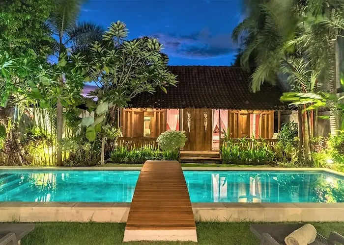 Villa Joglo Oberoi Beautiful 4br Prime Location