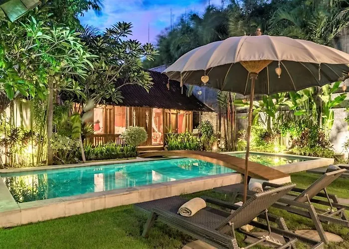 Joglo Oberoi Beautiful 4br Prime Location Villa Seminyak