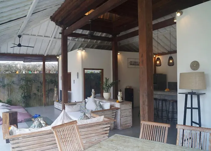 Joglo Oberoi Beautiful 4br Prime Location Villa Seminyak