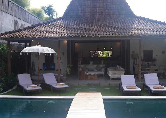 Joglo Oberoi Beautiful 4br Prime Location Seminyak