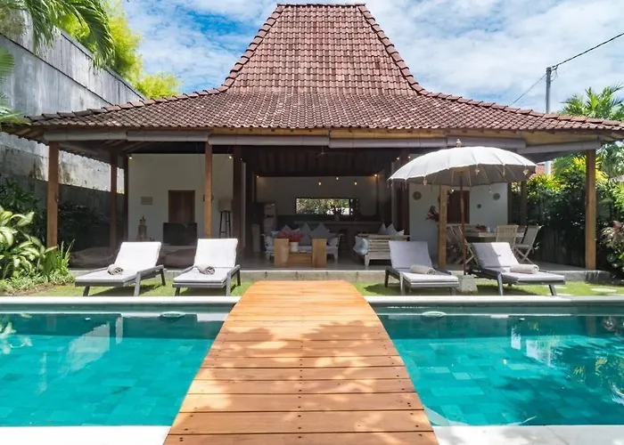 Joglo Oberoi Beautiful 4br Prime Location * Seminyak