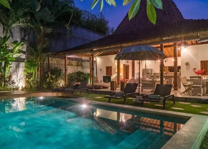 Joglo Oberoi Beautiful 4br Prime Location Villa Seminyak