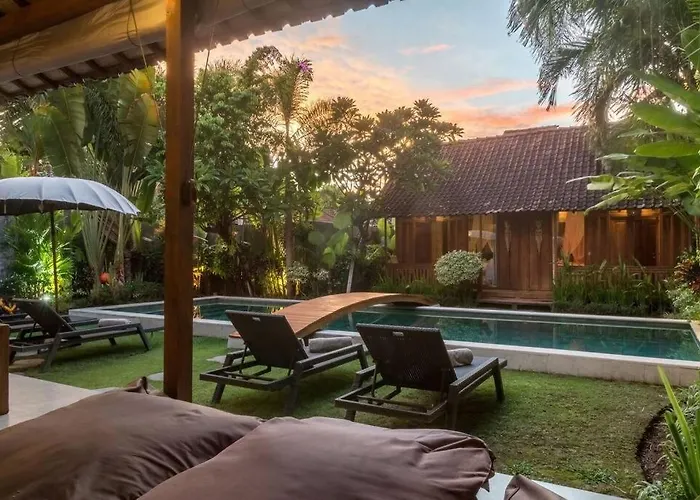 Villa Joglo Oberoi Beautiful 4br Prime Location