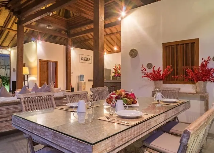 Villa Joglo Oberoi Beautiful 4br Prime Location *