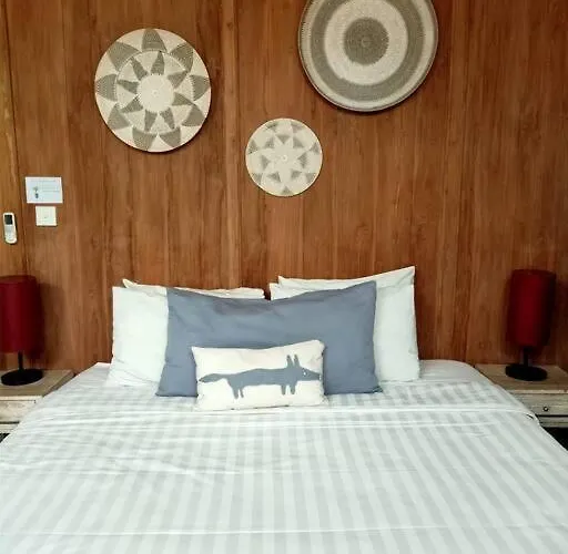Joglo Oberoi Beautiful 4br Prime Location *